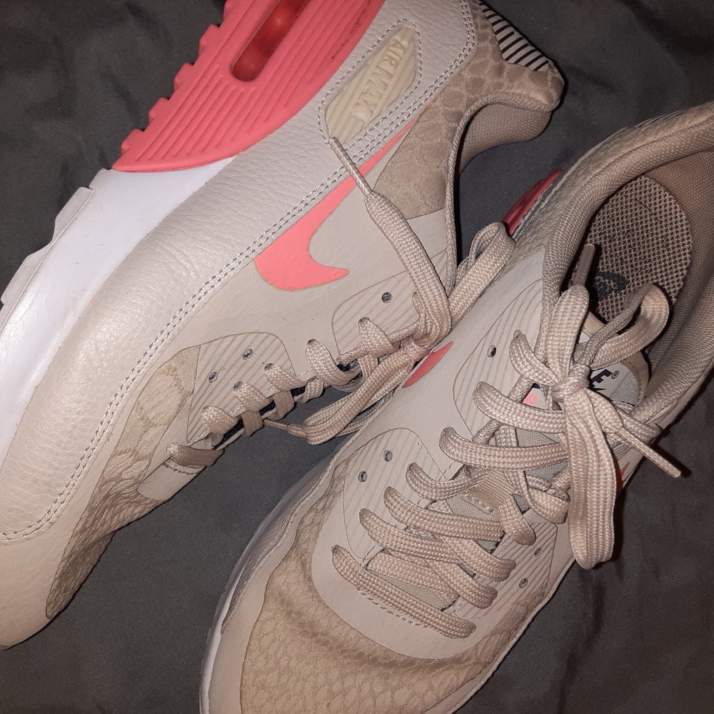 Nike air max